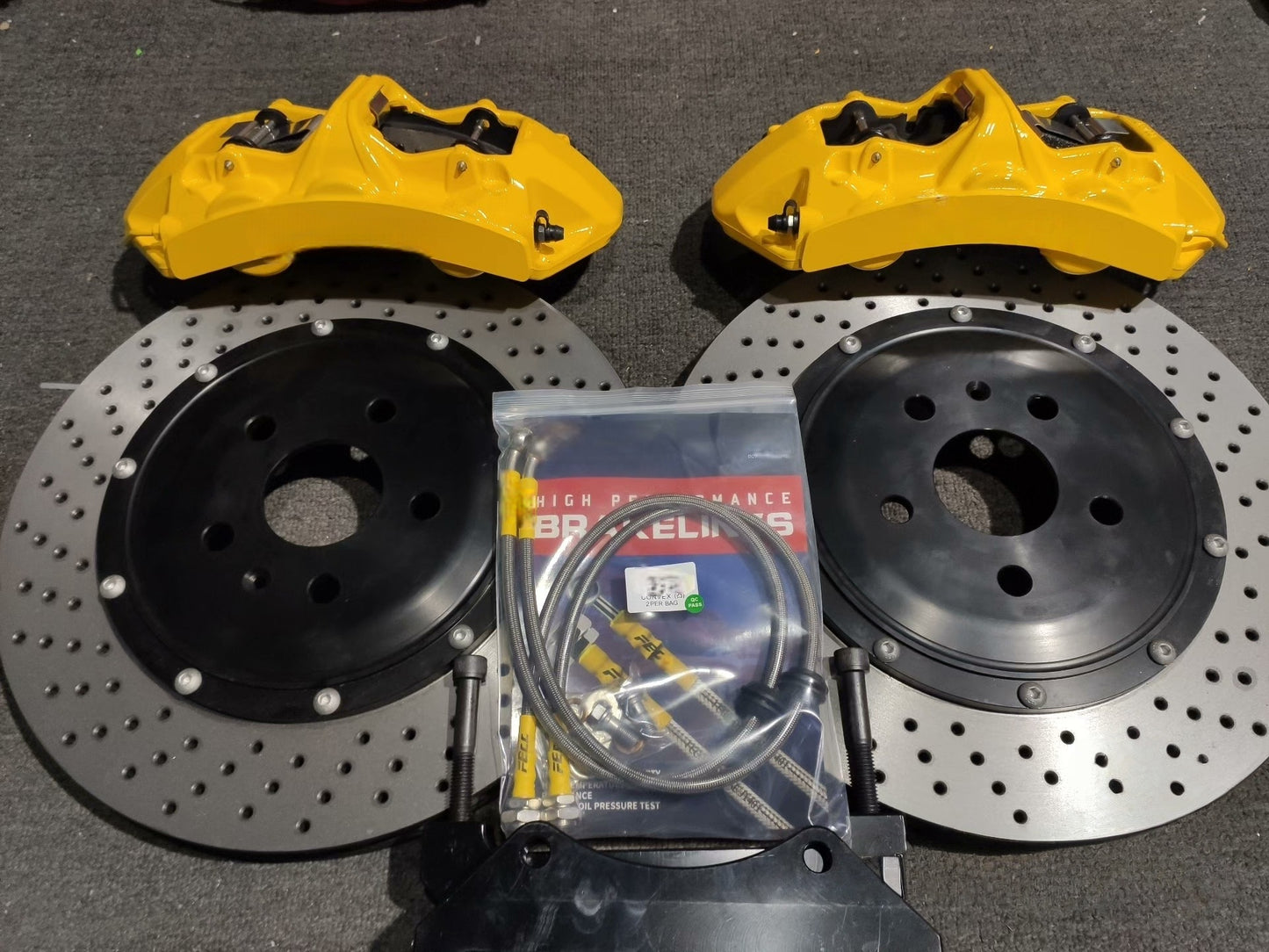 Brembo GT6 Style Front 6 Piston Big Brake Kit Fit 18 / 19 / 20 / 21 Inch Wheels